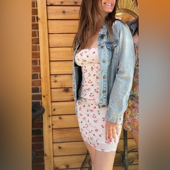 Princess Polly Floral Mini Dress - Picture 3 of 6